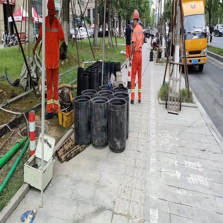 五湖渔场管道短管置换修复